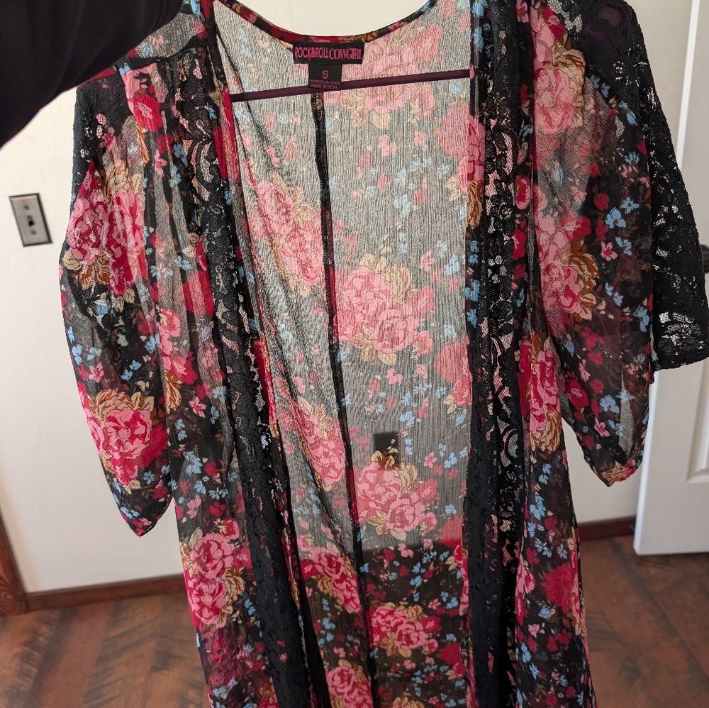 Rock & Roll Cowgirl Black Floral Lace Kimono